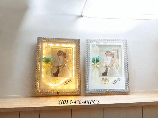 SJ013 - LED PHOTO FRAME SQUARE (SIZE4x6) (48PCS)